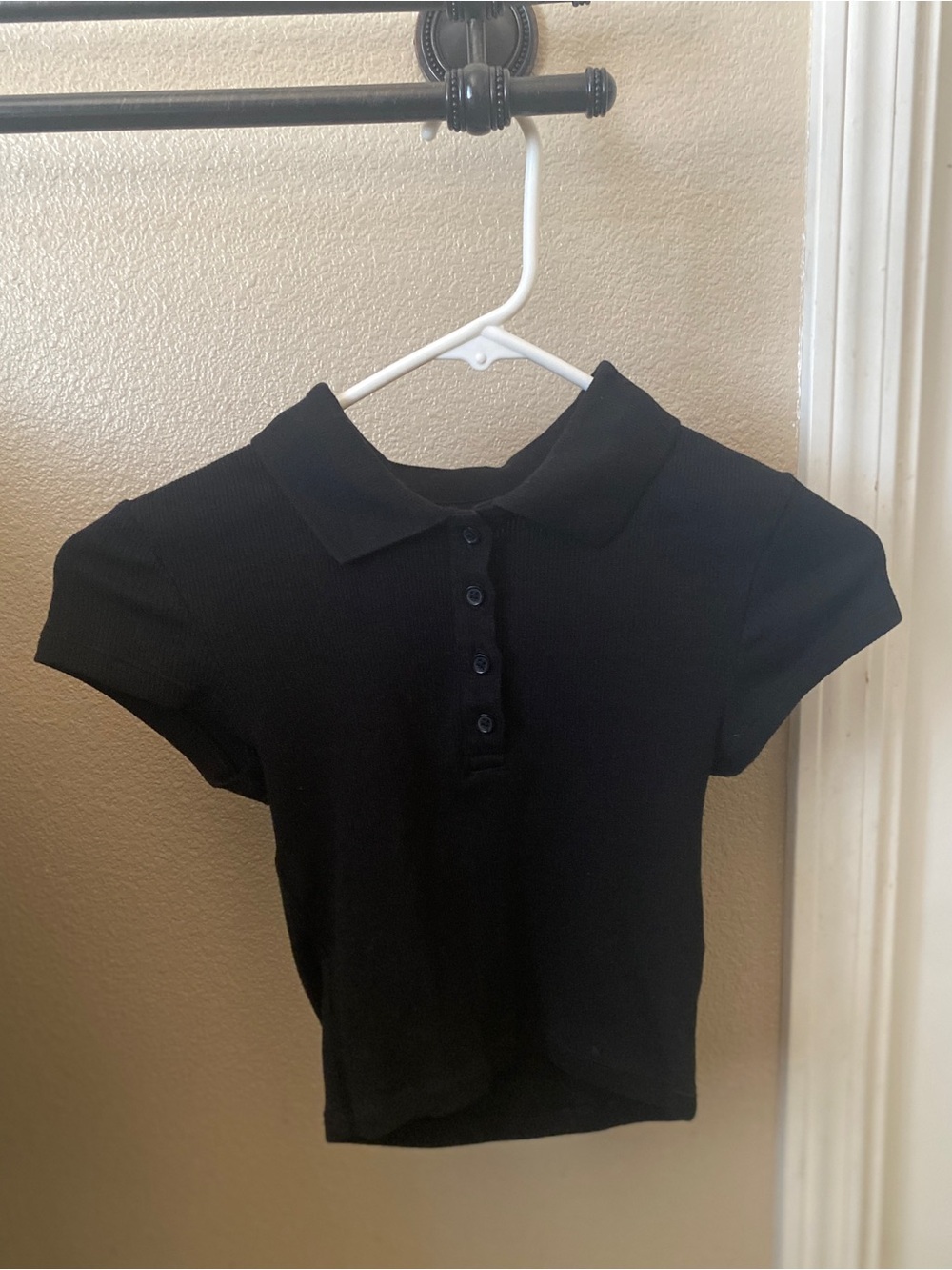 H&M Black Polo Crop Top